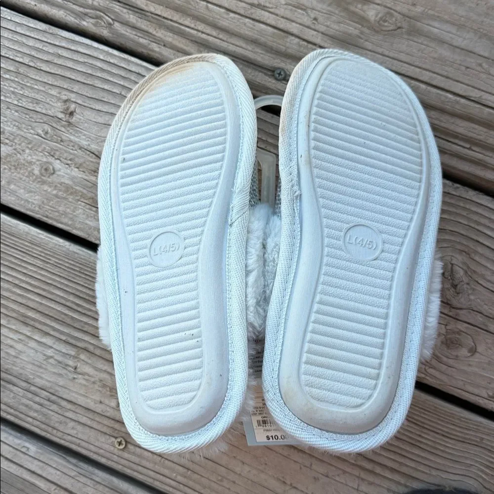 NEW Cat & Jack™ Silver Lane Sequin Scuff Slippers L 4/5